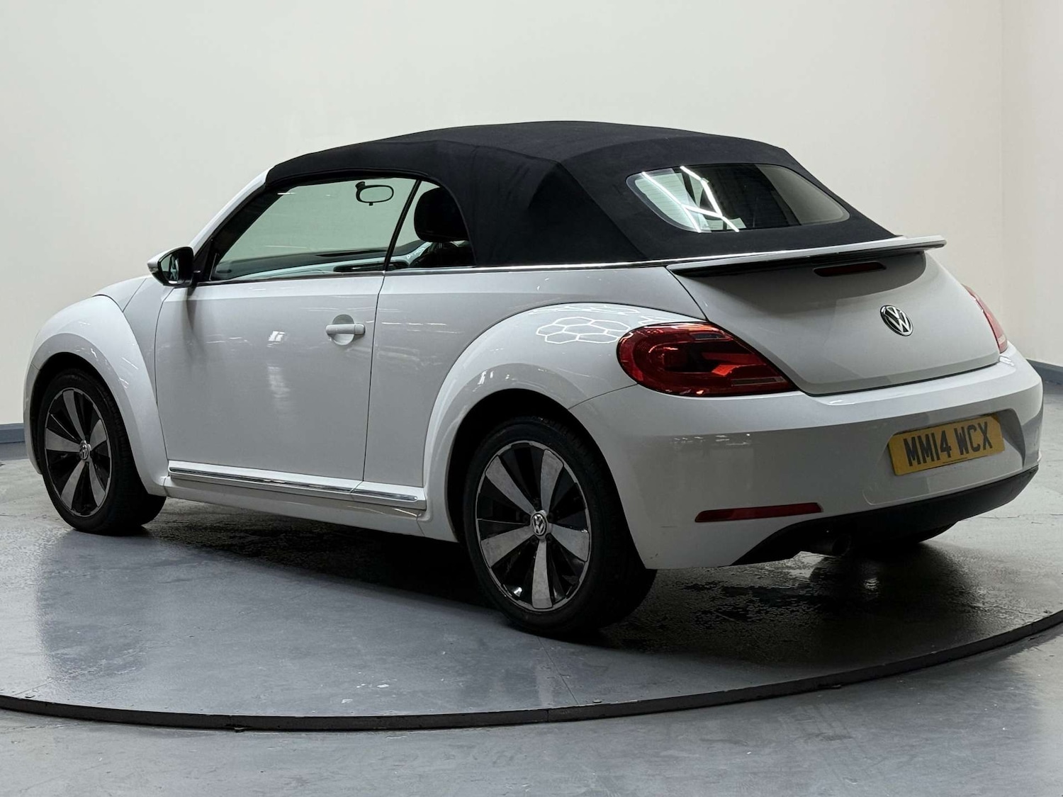 Used Volkswagen Beetle 2014 for sale - 76601471: Photo 42