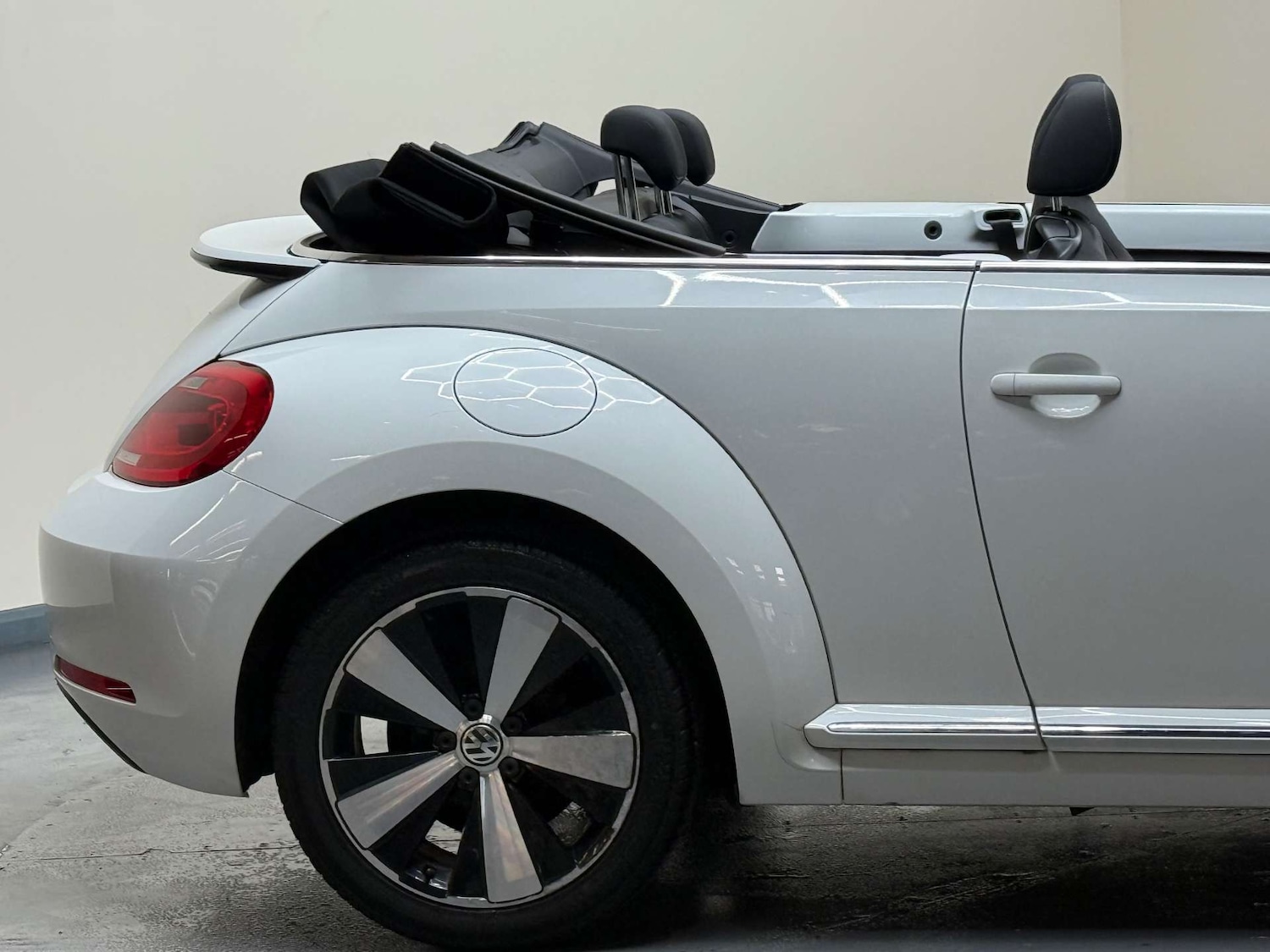 Used Volkswagen Beetle 2014 for sale - 76601471: Photo 48