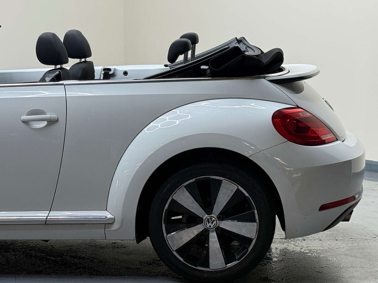 Used Volkswagen Beetle 2014 for sale - 76601471: Photo 53