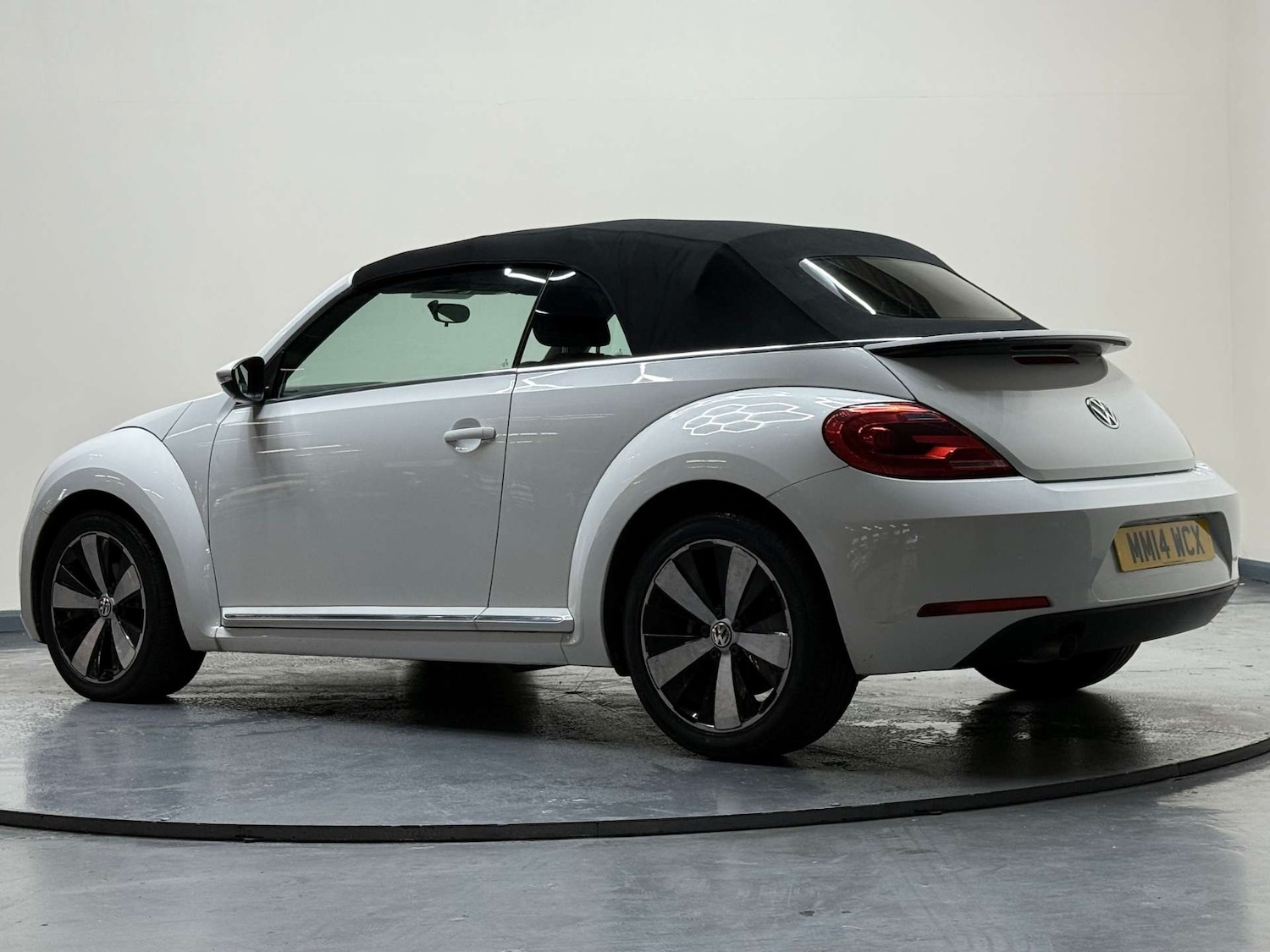 Used Volkswagen Beetle 2014 for sale - 76601471: Photo 58