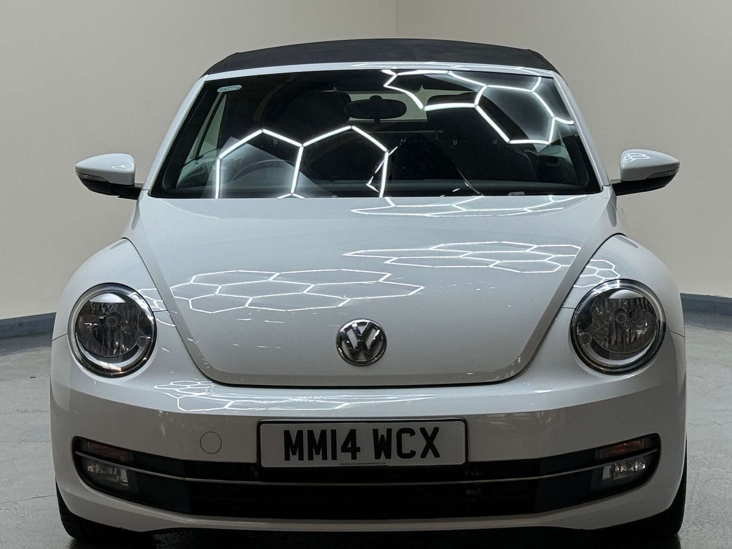 Used Volkswagen Beetle 2014 for sale - 76601471: Photo 62