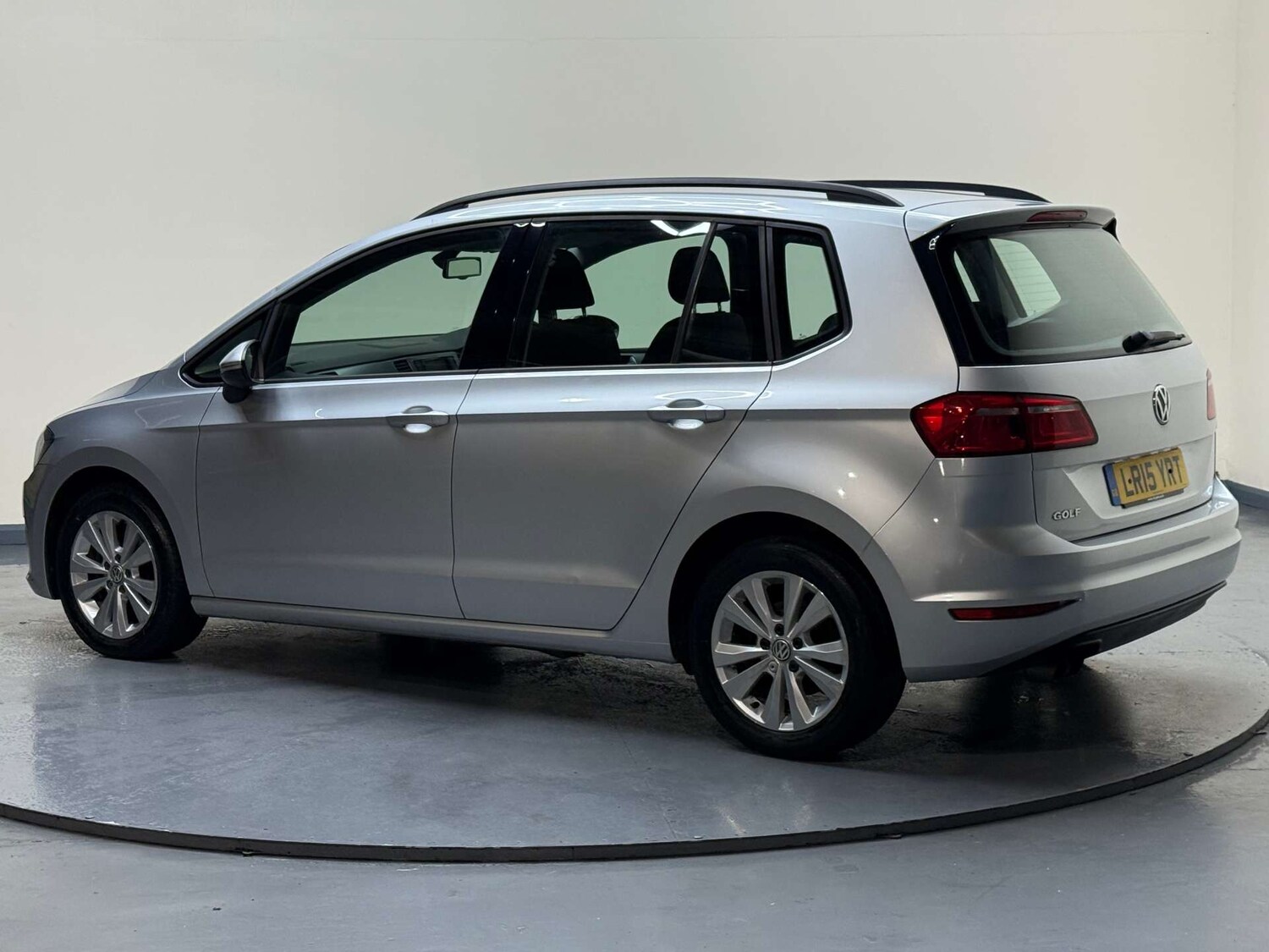 Used Volkswagen Golf SV 2015 for sale - 76682726: Photo 27