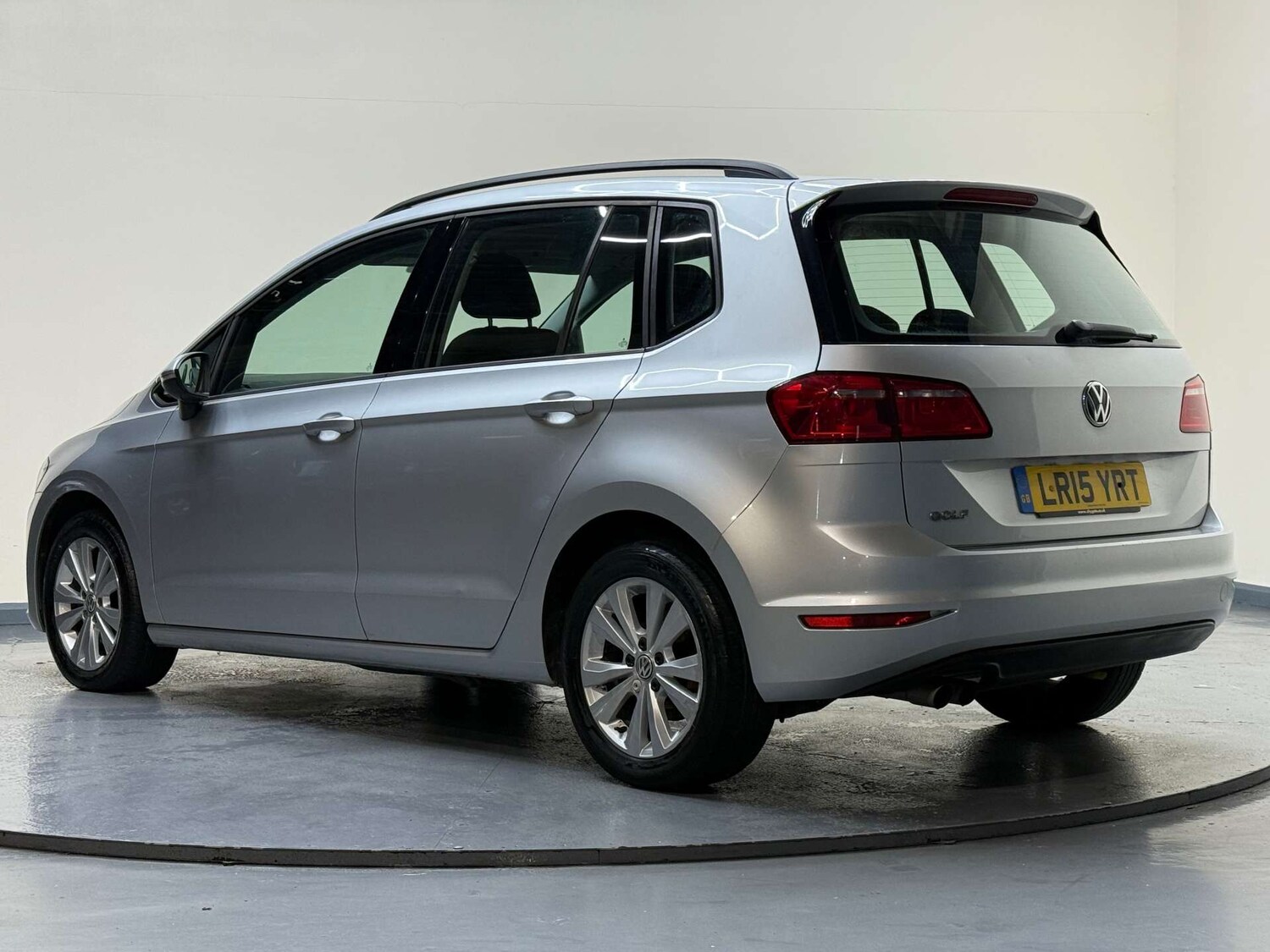 Used Volkswagen Golf SV 2015 for sale - 76682726: Photo 36