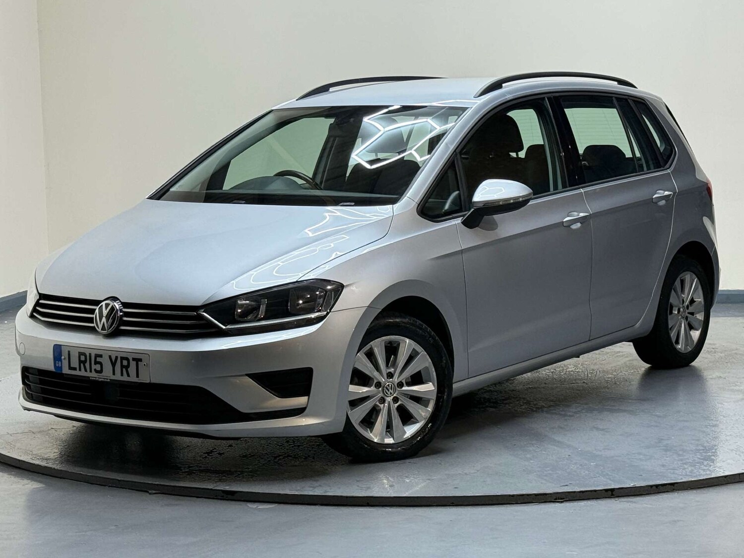 Used Volkswagen Golf SV 2015 for sale - 76682726: Photo 41