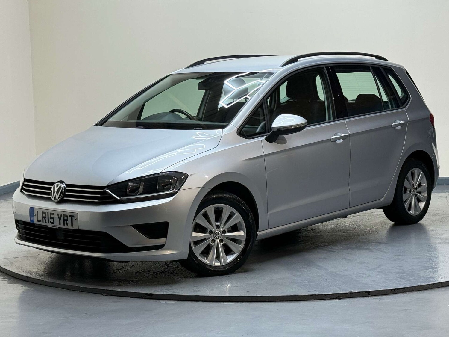 Used Volkswagen Golf SV 2015 for sale - 76682726: Photo 49