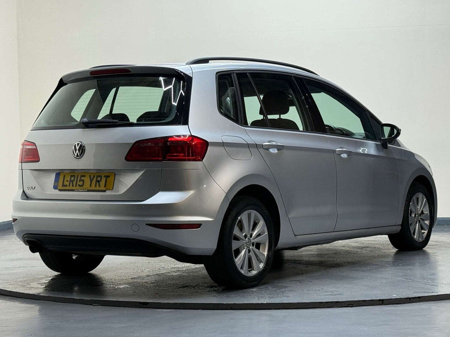 Used Volkswagen Golf SV 2015 for sale - 76682726: Photo 50