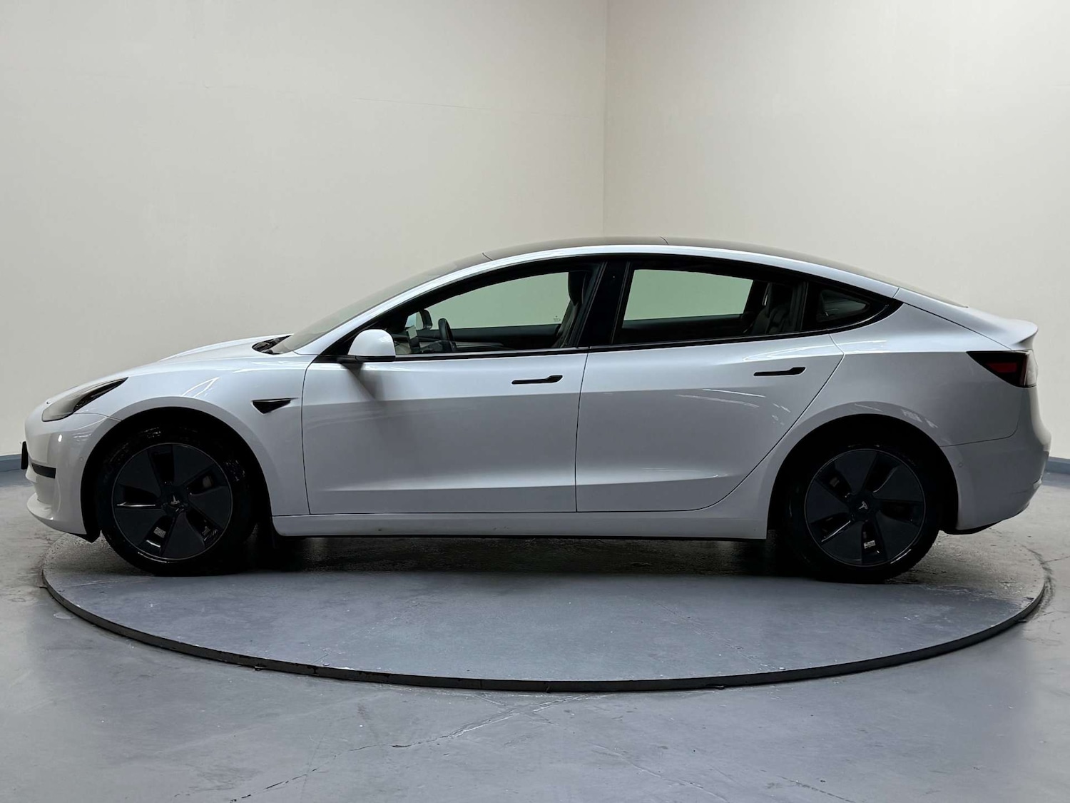 Used Tesla Model 3 2021 for sale - 76385758: Photo 29