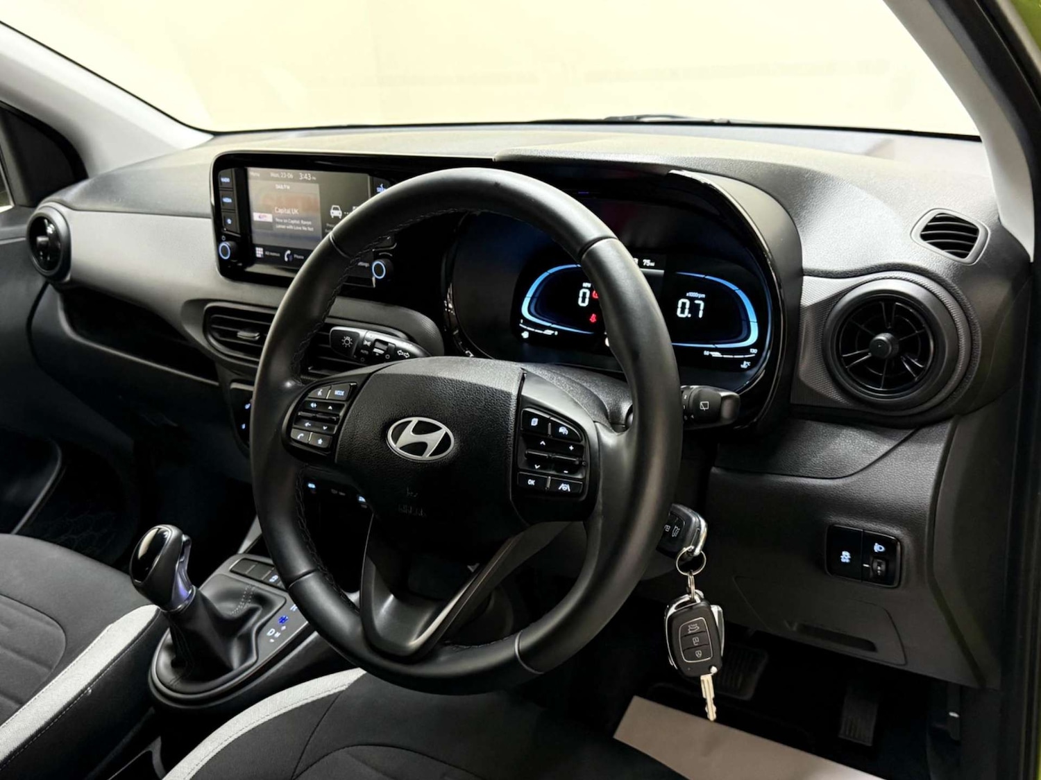 Used Hyundai i10 2024 for sale - 76600772: Photo 17