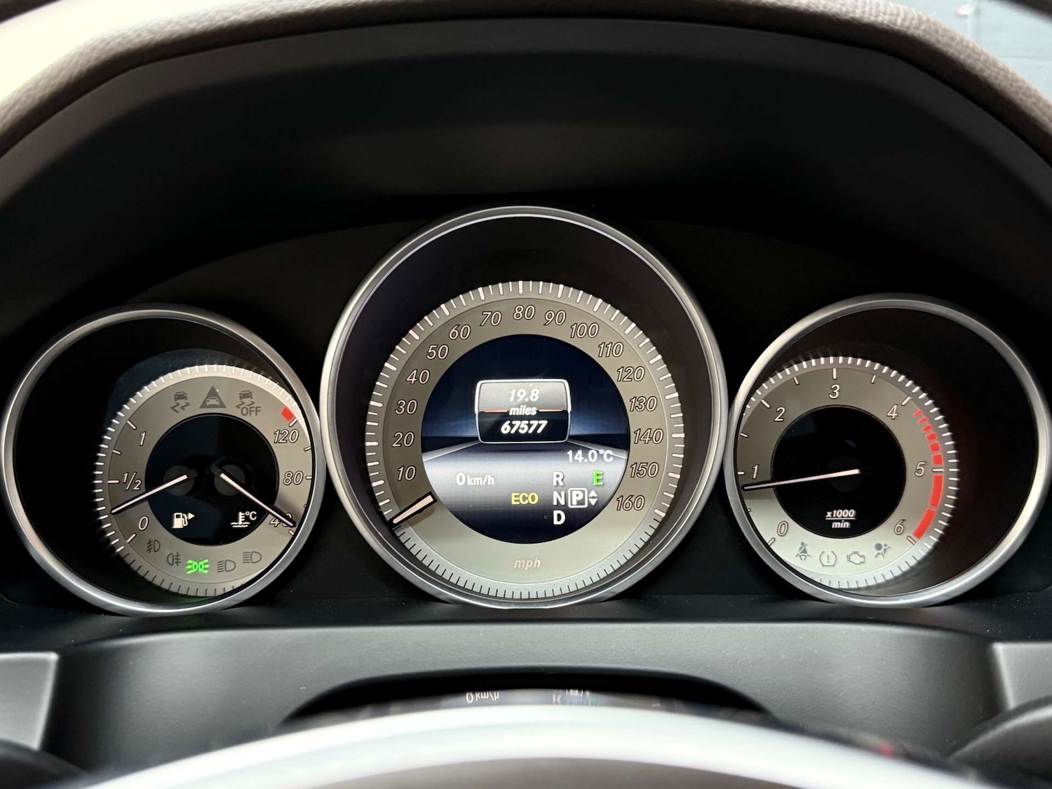 Used Mercedes-Benz E Class 2015 for sale - 76363942: Photo 20