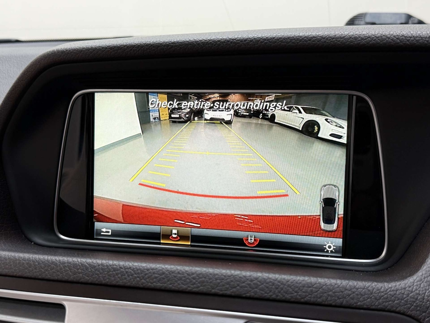 Used Mercedes-Benz E Class 2015 for sale - 76363942: Photo 25