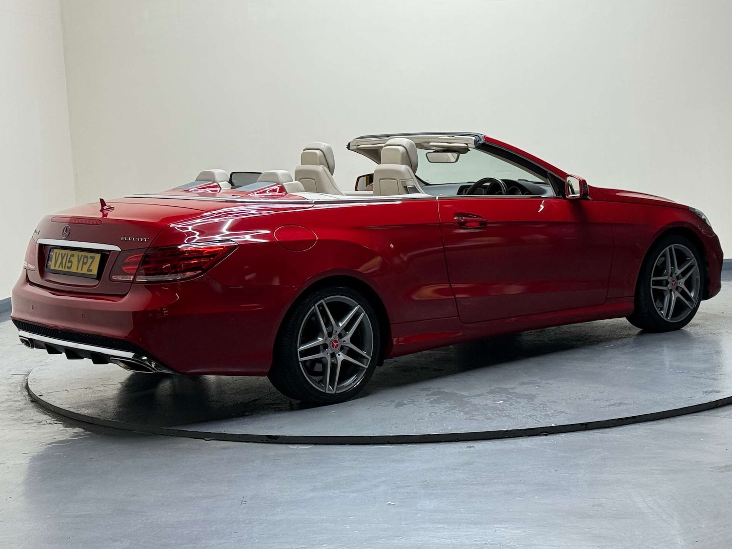 Used Mercedes-Benz E Class 2015 for sale - 76363942: Photo 37