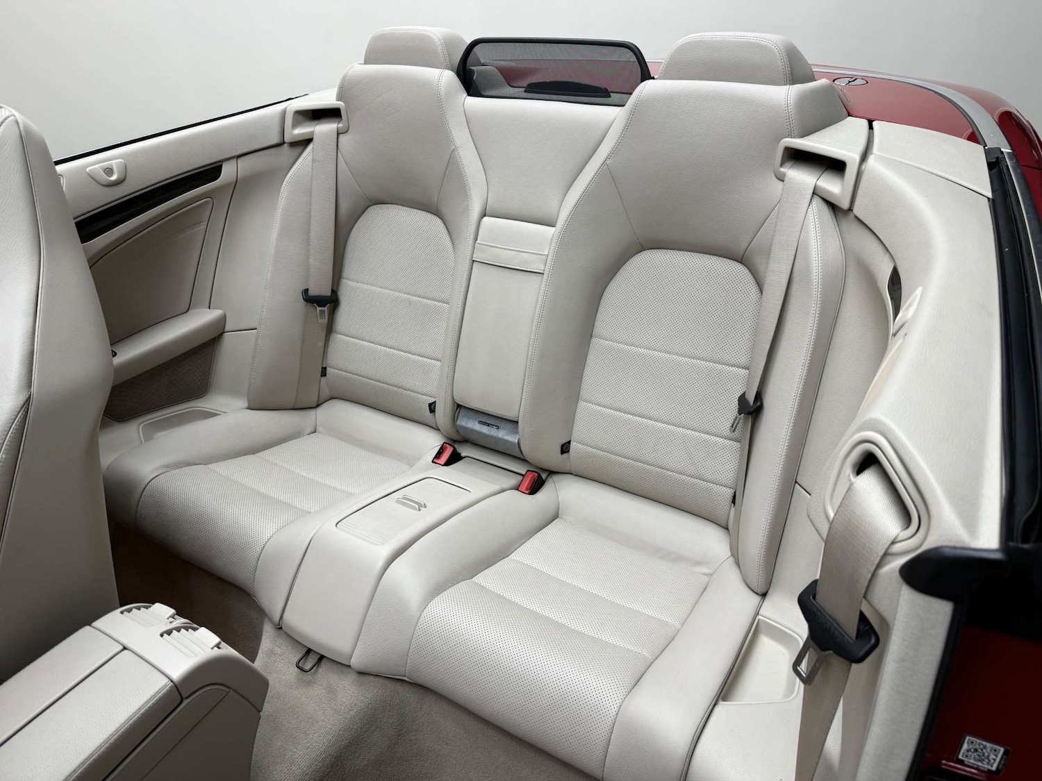 Used Mercedes-Benz E Class 2015 for sale - 76363942: Photo 44