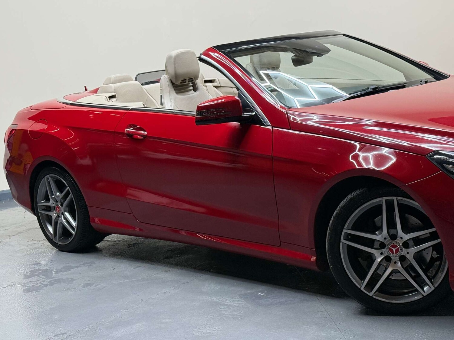 Used Mercedes-Benz E Class 2015 for sale - 76363942: Photo 63