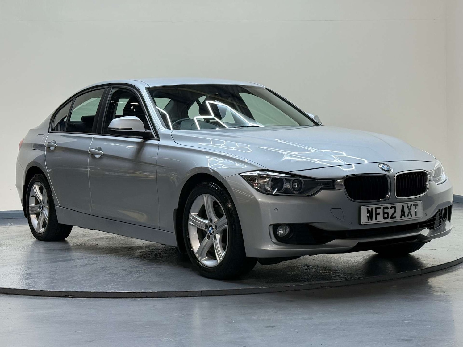 Used BMW 3 Series 2012 for sale - 77022309: Photo 31