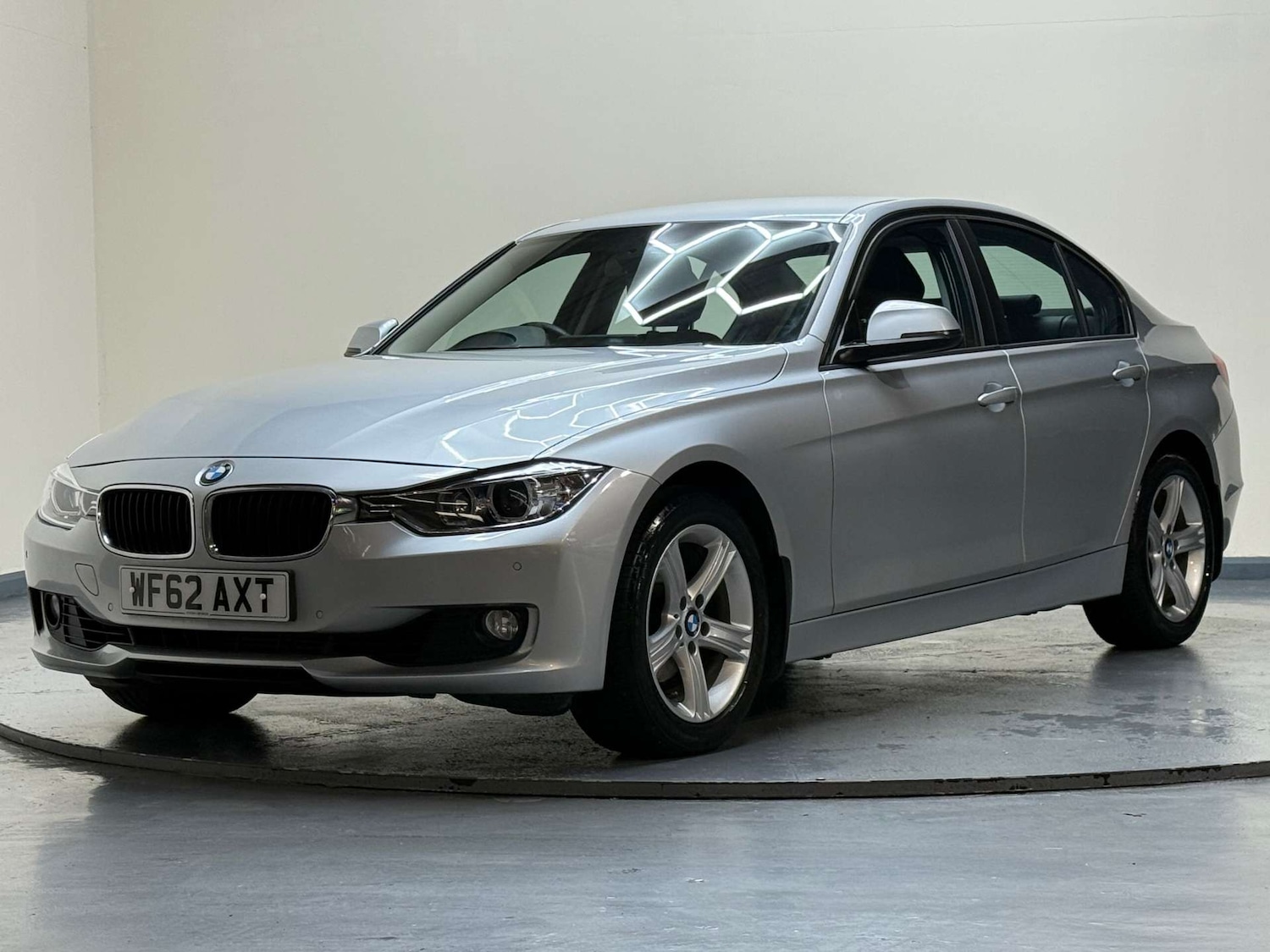 Used BMW 3 Series 2012 for sale - 77022309: Photo 32