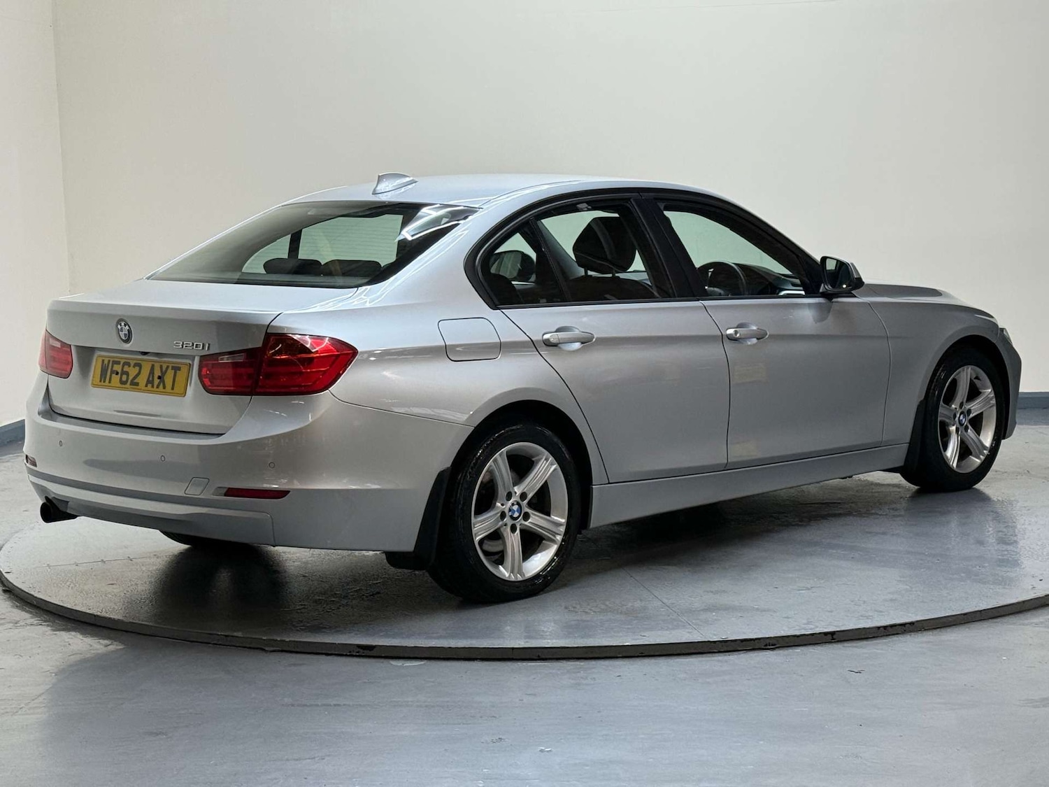 Used BMW 3 Series 2012 for sale - 77022309: Photo 38