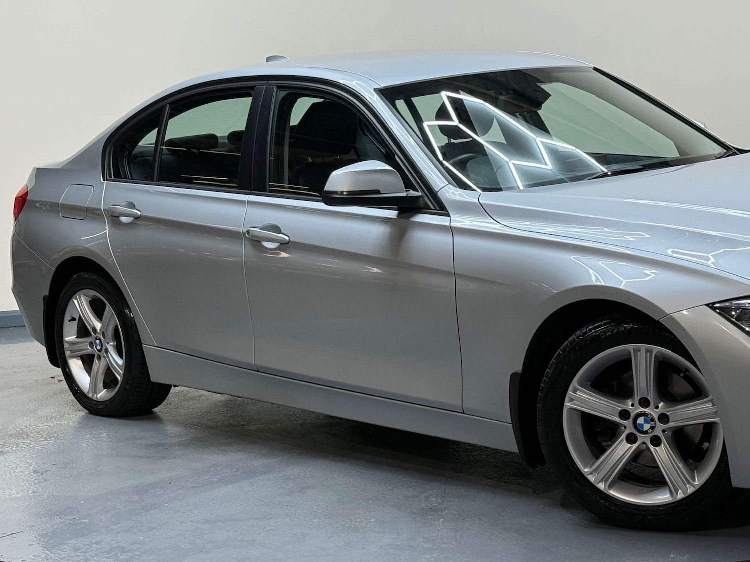 Used BMW 3 Series 2012 for sale - 77022309: Photo 45