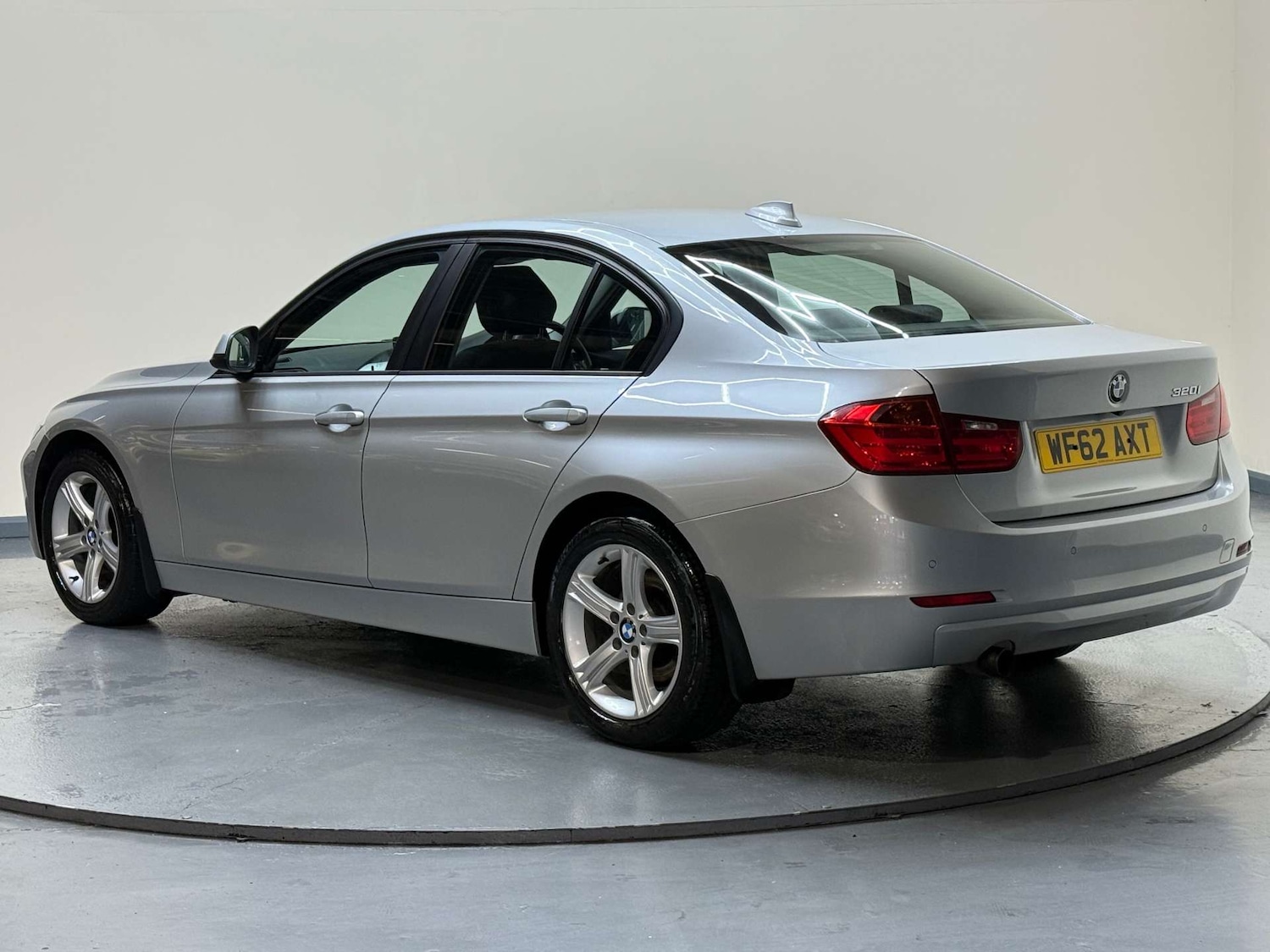 Used BMW 3 Series 2012 for sale - 77022309: Photo 6