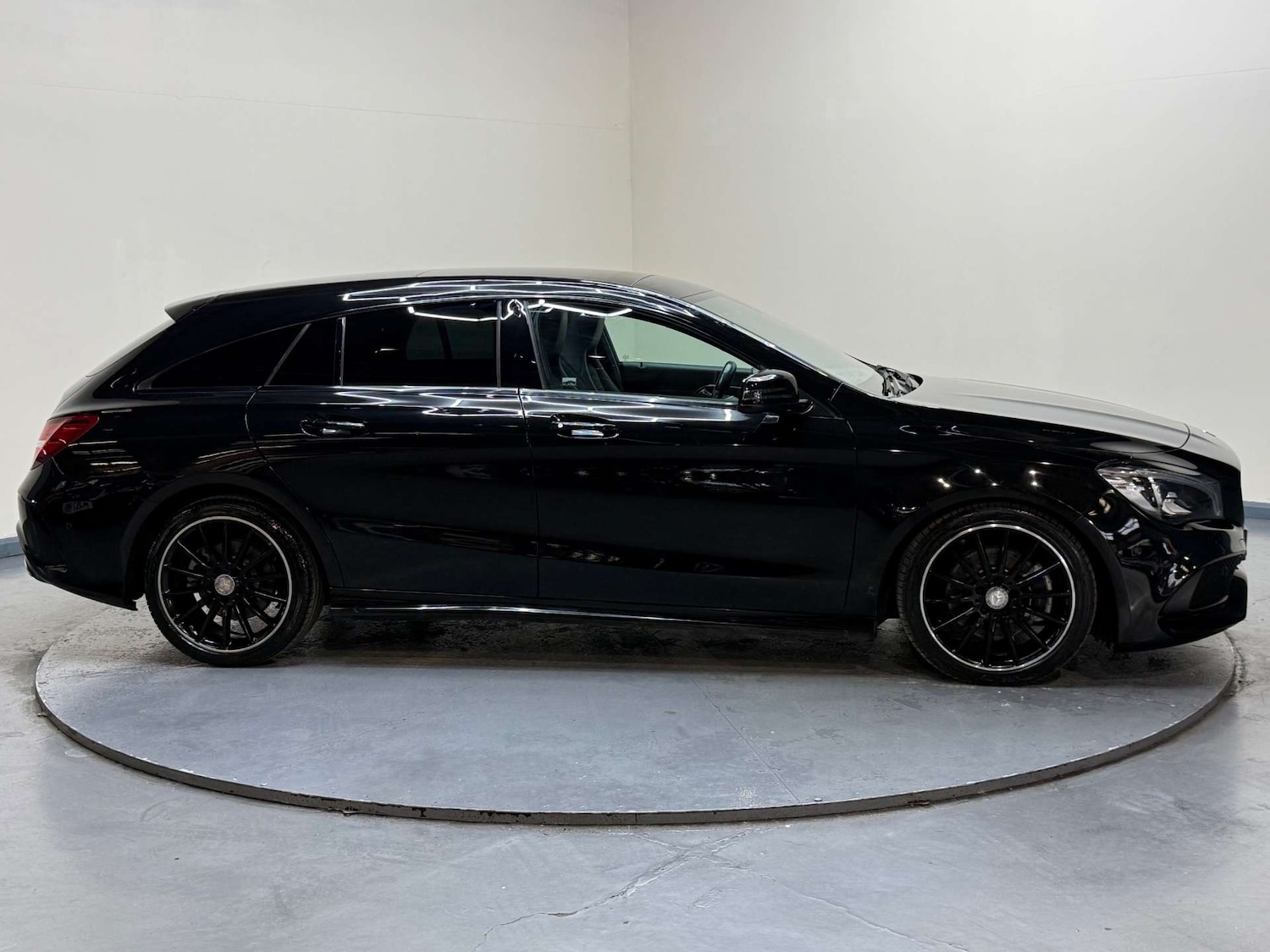 Used Mercedes-Benz CLA 2017 for sale - 77676627: Photo 11