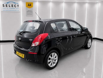 Used Hyundai i20 2013 for sale - 79494433: Photo