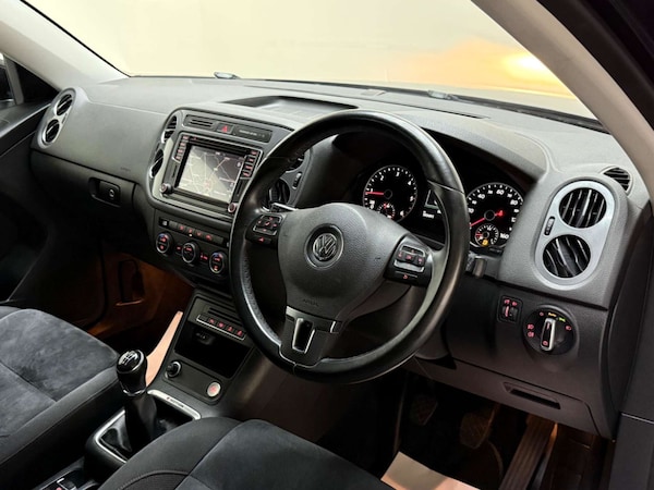 Used Volkswagen Tiguan 2015 for sale - 76180998: Photo 15