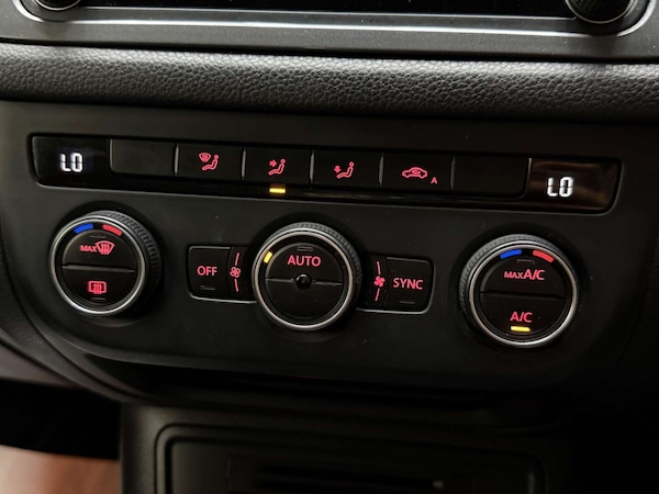 Used Volkswagen Tiguan 2015 for sale - 76180998: Photo 23