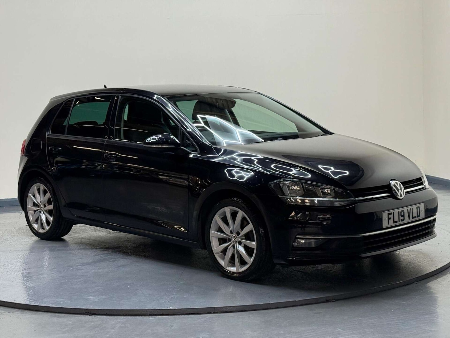 Used Volkswagen Golf 2019 for sale - 76601990: Photo 13