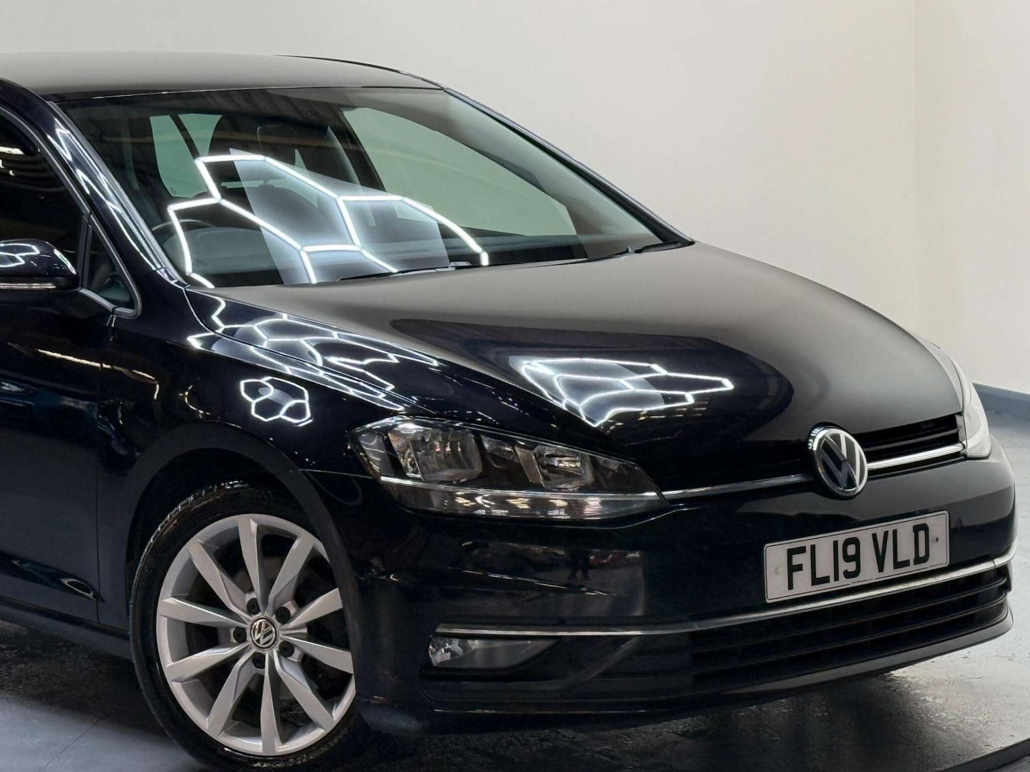 Used Volkswagen Golf 2019 for sale - 76601990: Photo 62