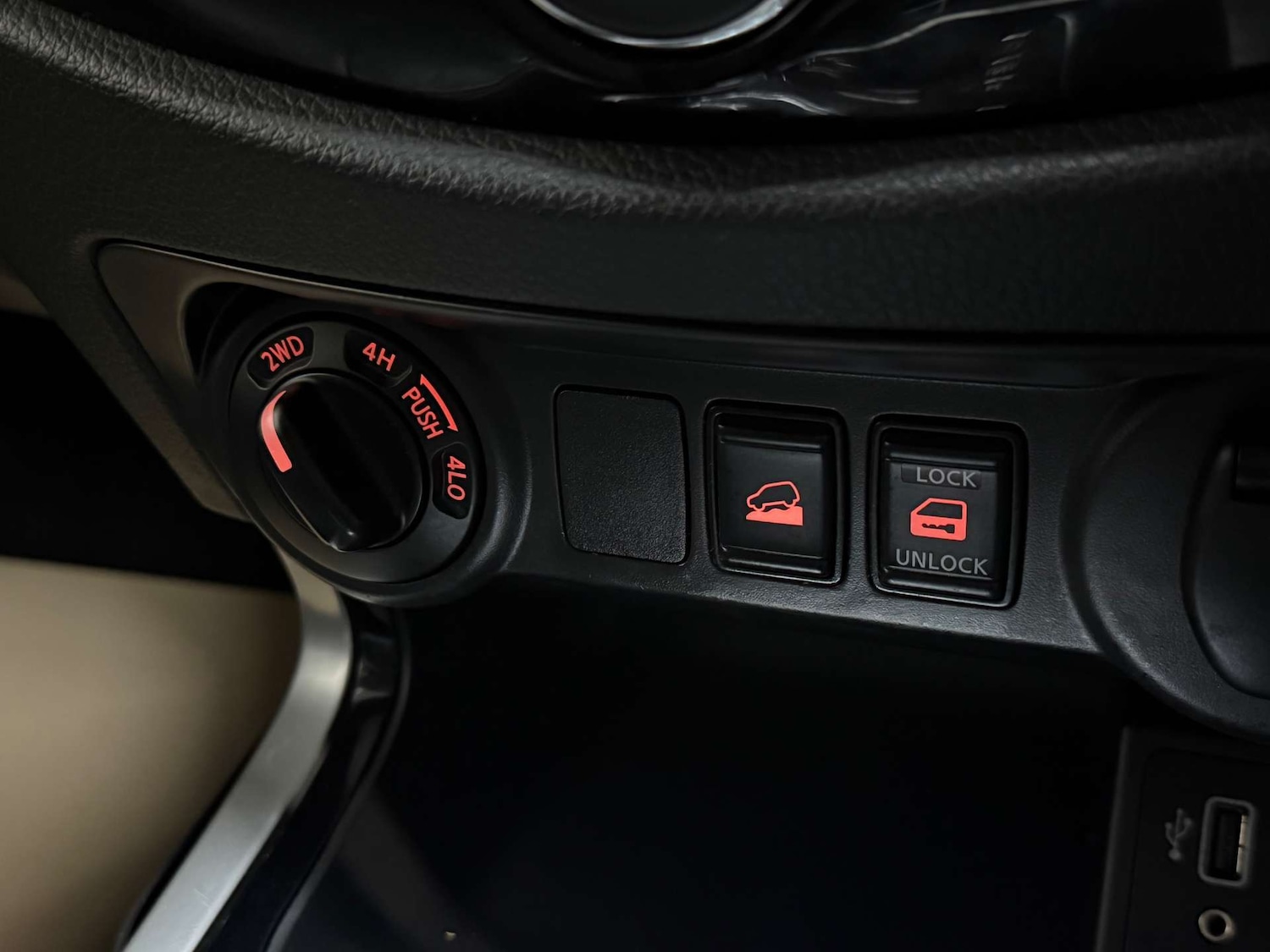 Used Nissan Navara 2021 for sale - 77502013: Photo 18