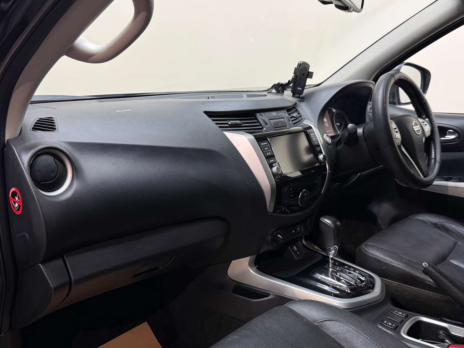 Used Nissan Navara 2021 for sale - 77502013: Photo 85