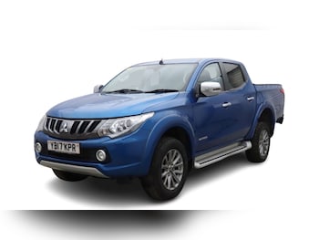 Used Mitsubishi L200 2017 for sale - 76946100: Photo