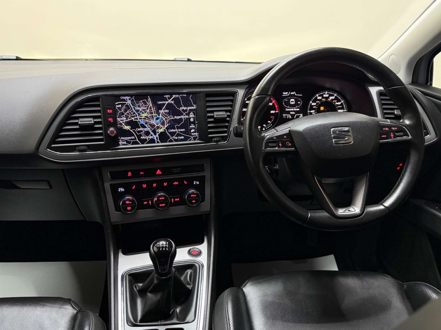 Used SEAT Leon 2019 for sale - 76363879: Photo 4