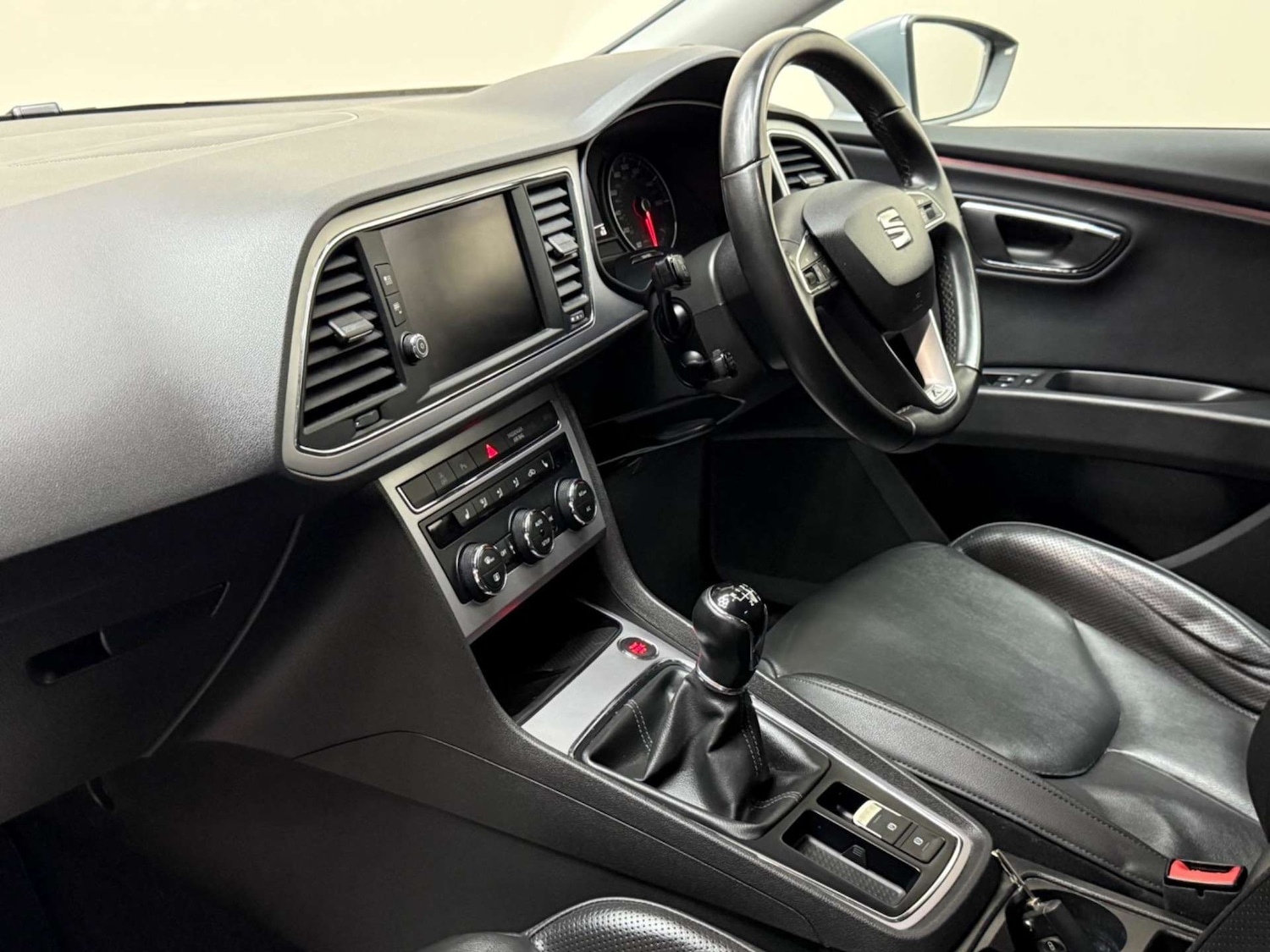 Used SEAT Leon 2019 for sale - 76363879: Photo 54