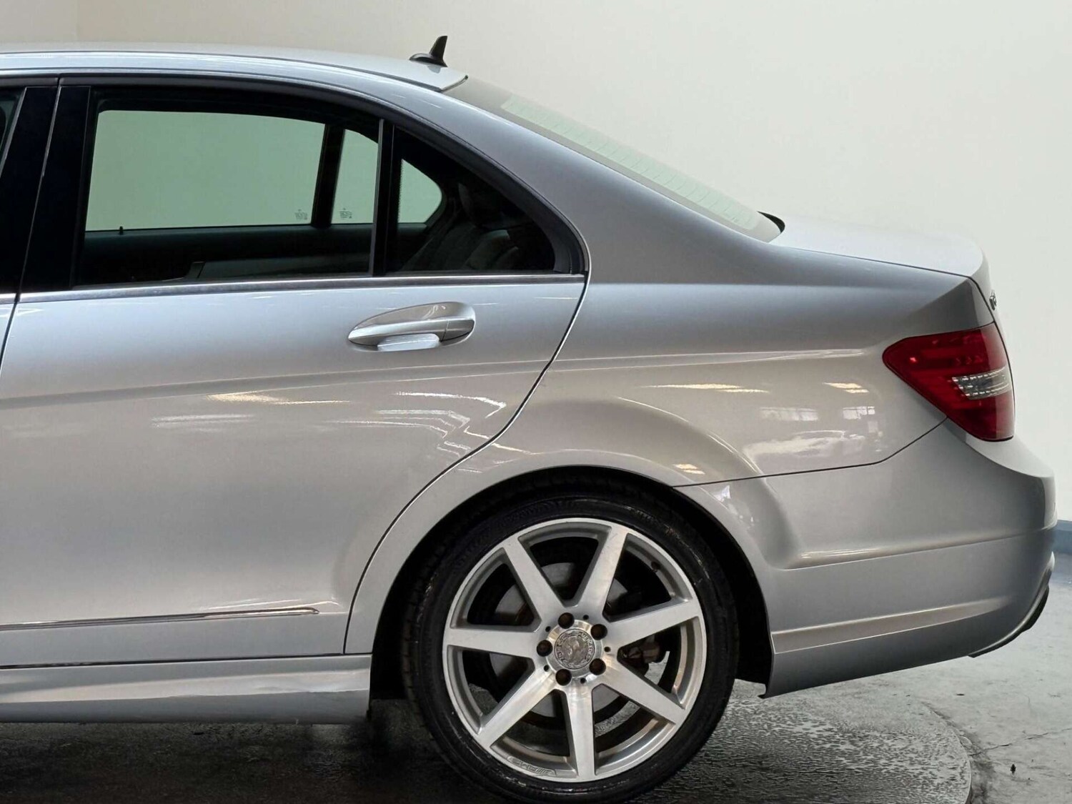 Used Mercedes-Benz C Class 2012 for sale - 76363839: Photo 51