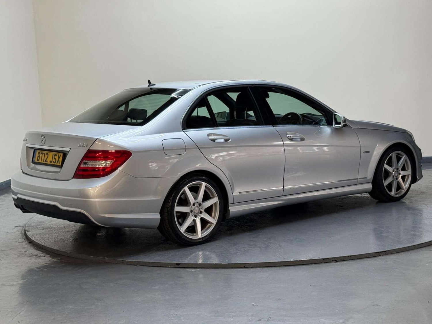 Used Mercedes-Benz C Class 2012 for sale - 76363839: Photo 6