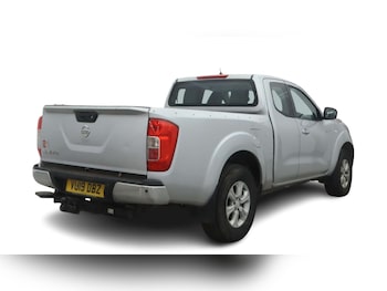 Used Nissan Navara 2019 for sale - 79580323: Photo
