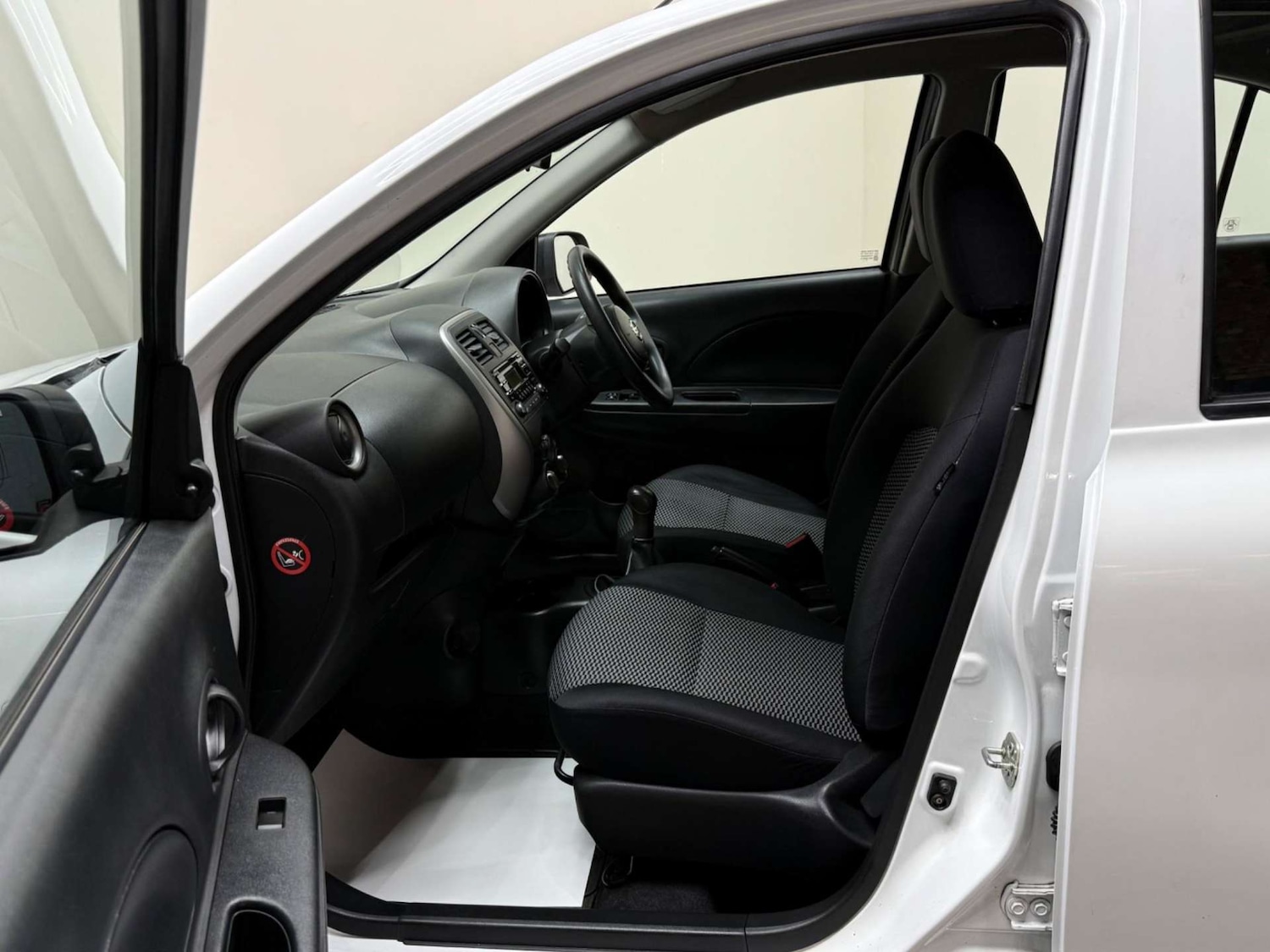 Used Nissan Micra 2014 for sale - 76180977: Photo 29