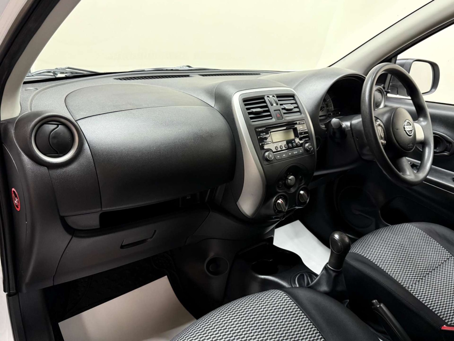 Used Nissan Micra 2014 for sale - 76180977: Photo 30