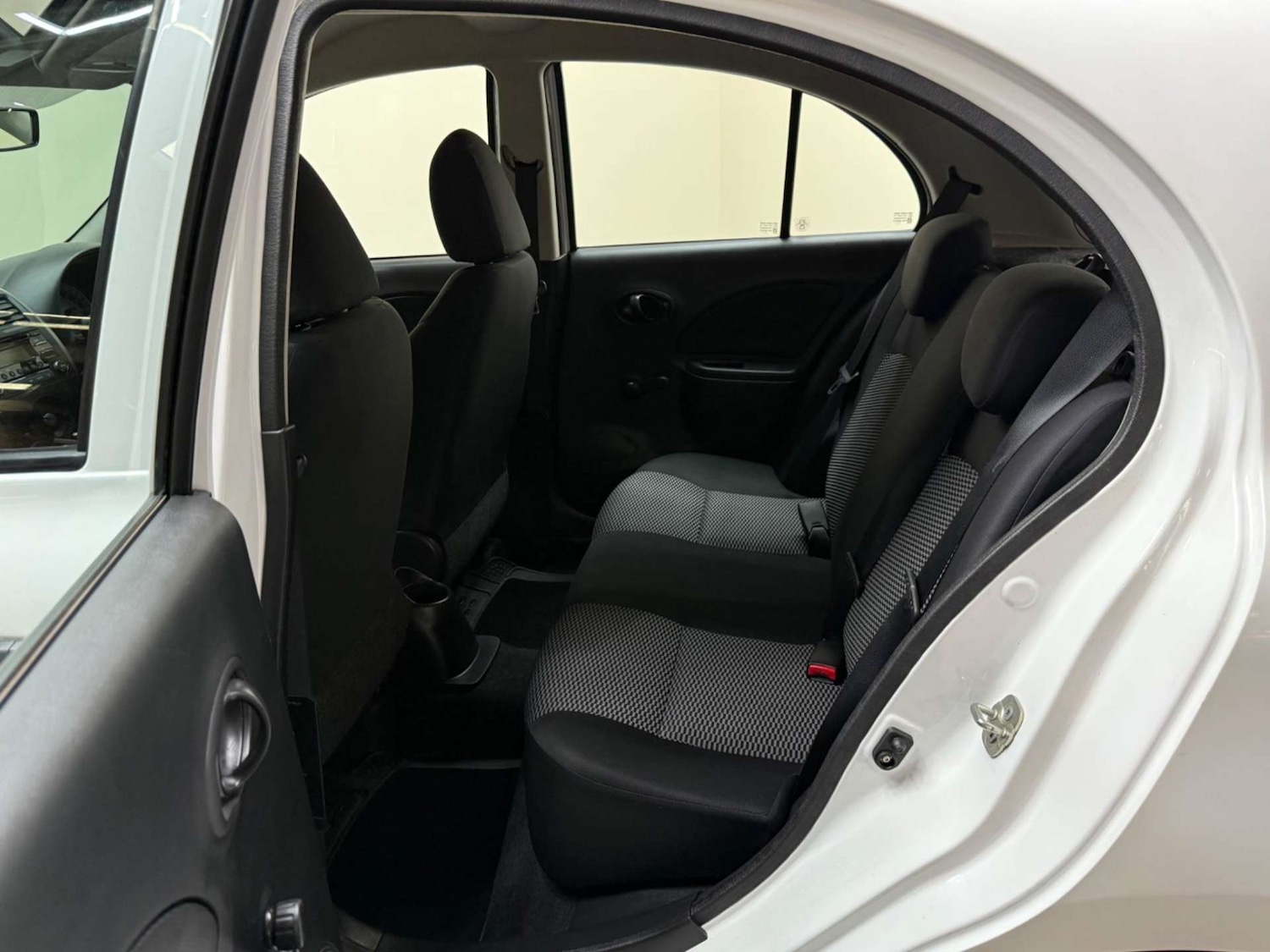 Used Nissan Micra 2014 for sale - 76180977: Photo 31