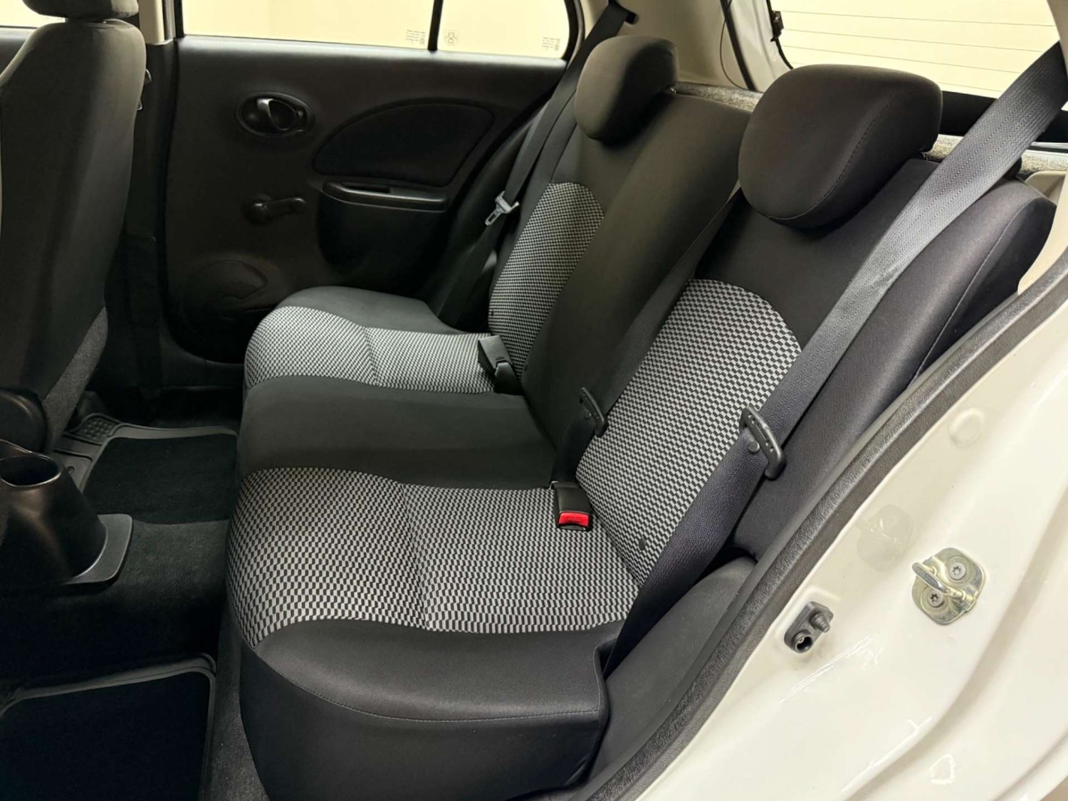 Used Nissan Micra 2014 for sale - 76180977: Photo 32
