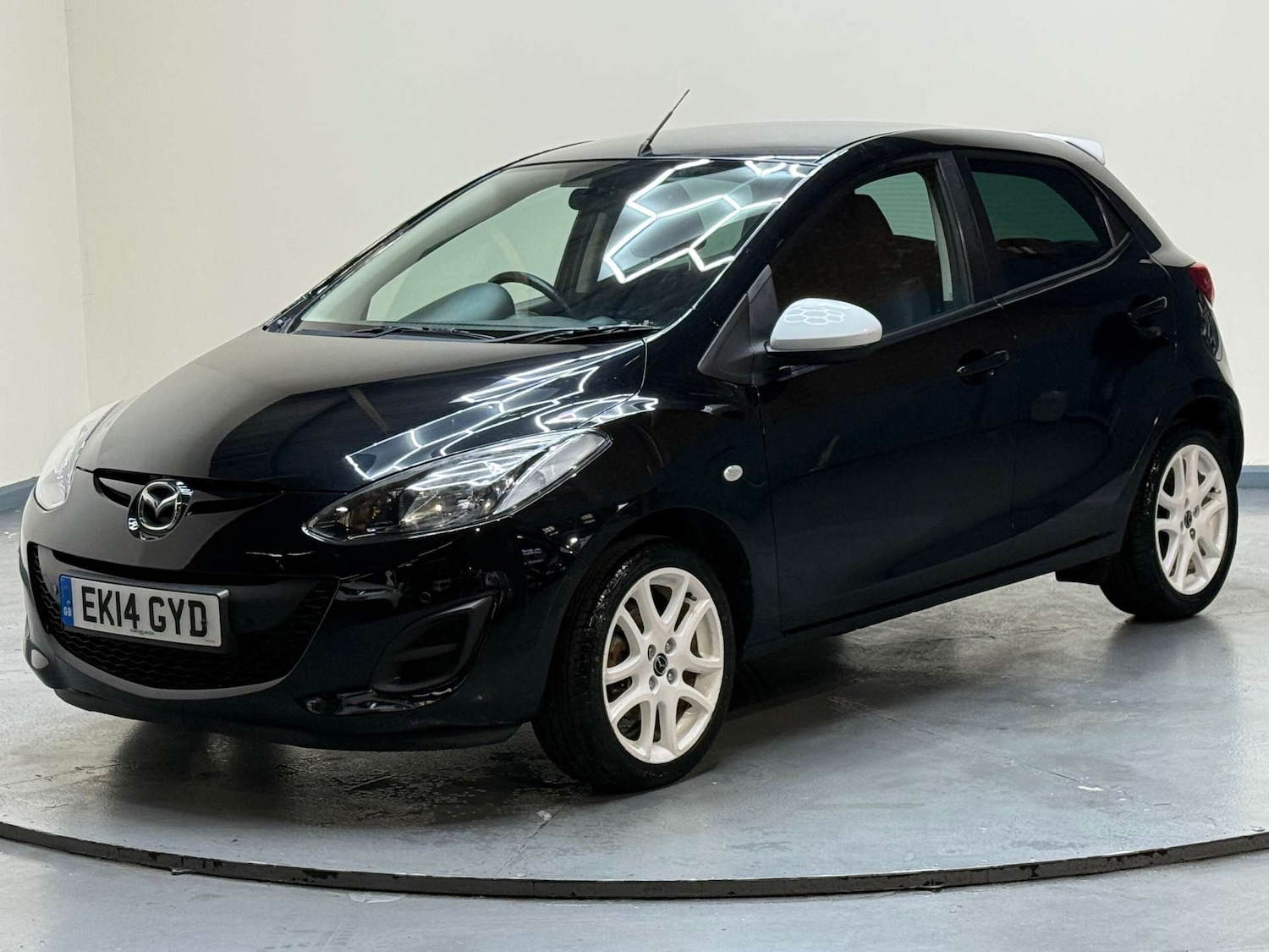 Used Mazda Mazda2 2014 for sale - 77355491: Photo 32