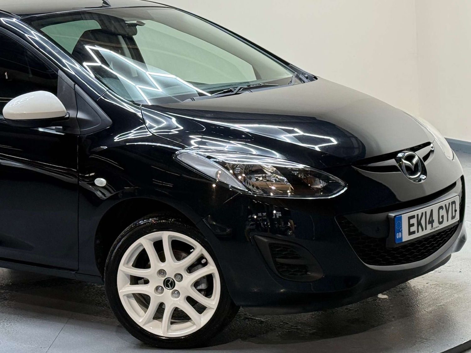 Used Mazda Mazda2 2014 for sale - 77355491: Photo 50