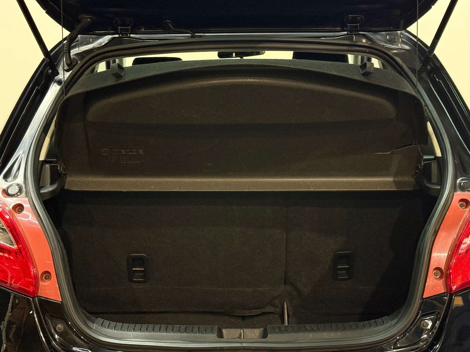 Used Mazda Mazda2 2014 for sale - 77355491: Photo 61