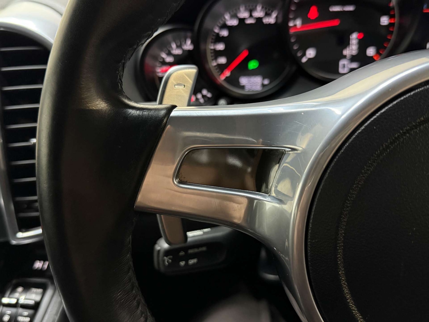 Used Porsche Cayenne 2013 for sale - 77198031: Photo 17