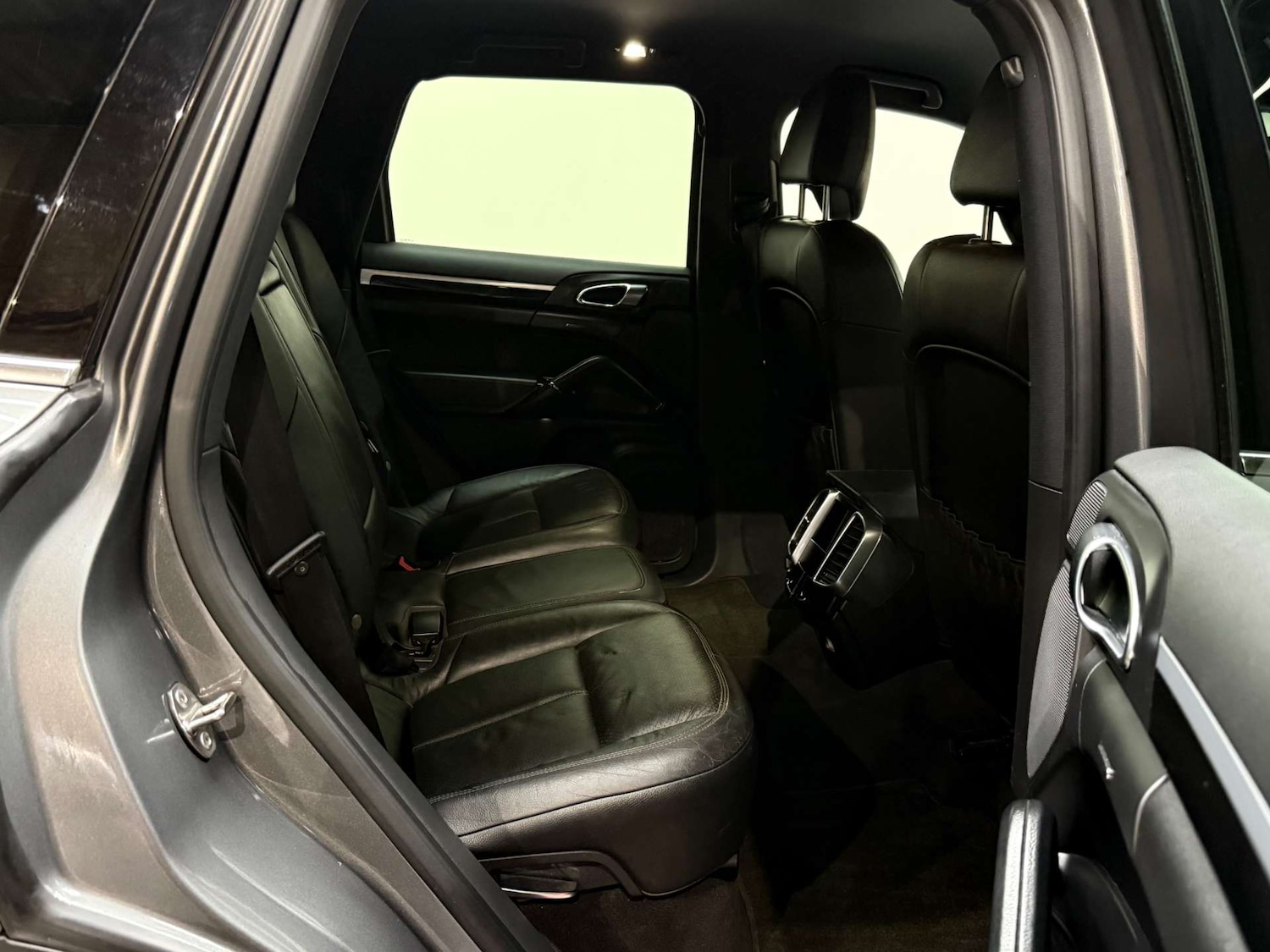 Used Porsche Cayenne 2013 for sale - 77198031: Photo 33