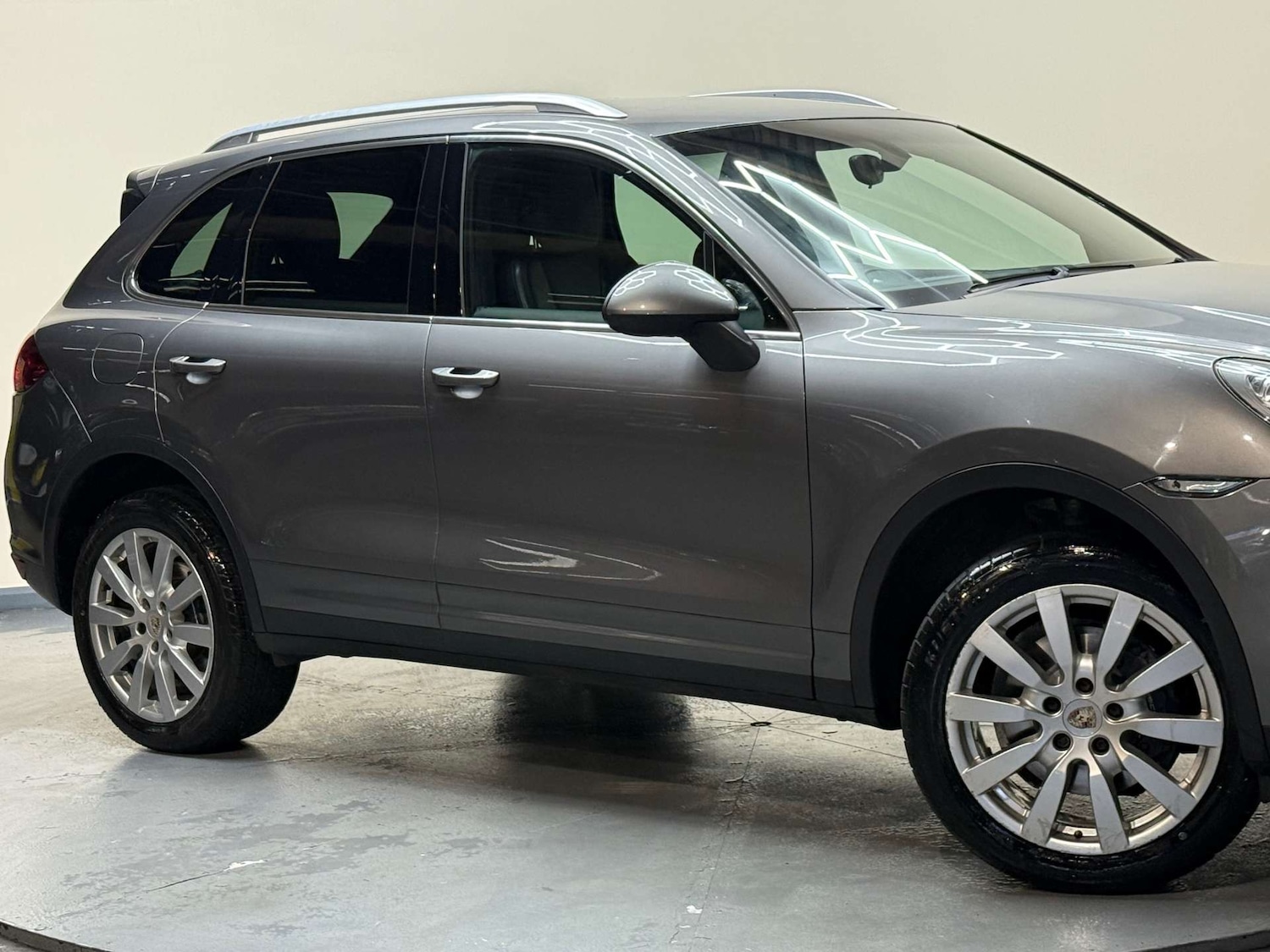Used Porsche Cayenne 2013 for sale - 77198031: Photo 53