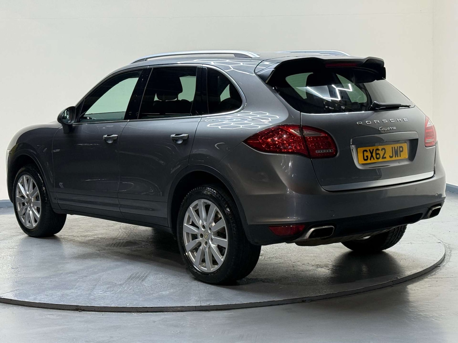 Used Porsche Cayenne 2013 for sale - 77198031: Photo 57