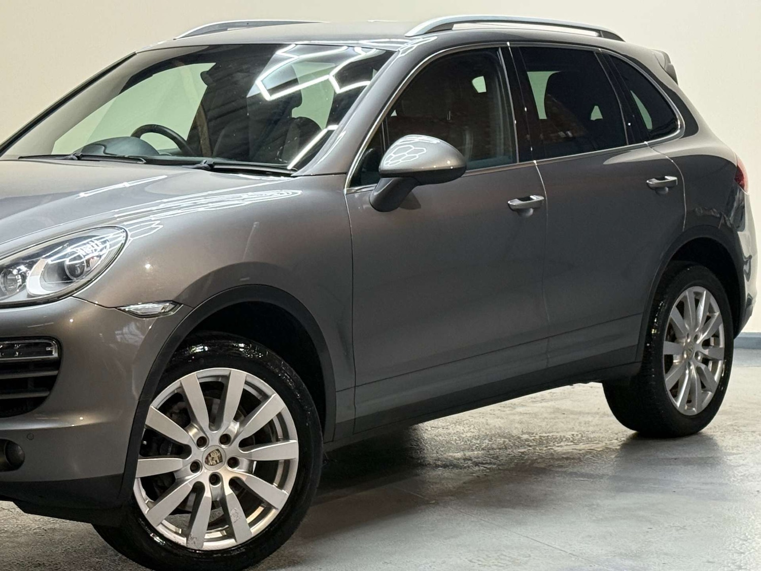 Used Porsche Cayenne 2013 for sale - 77198031: Photo 59