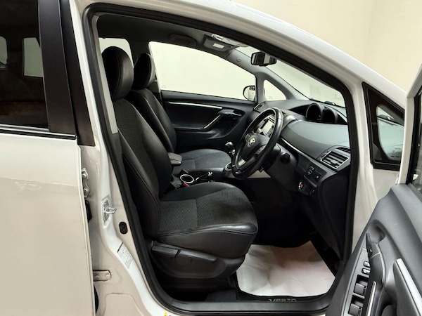 Used Toyota Verso 2014 for sale - 76235475: Photo 15