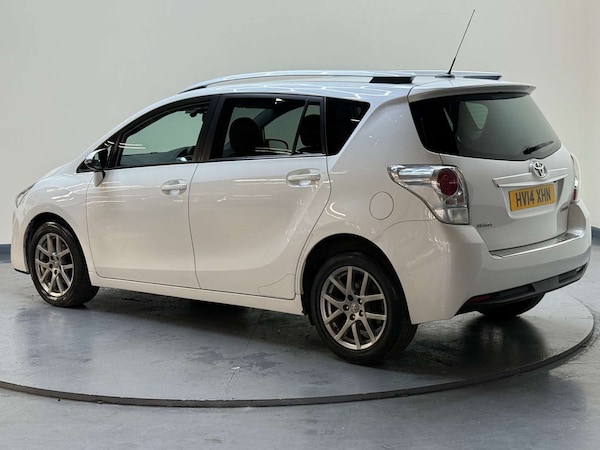 Used Toyota Verso 2014 for sale - 76235475: Photo 7